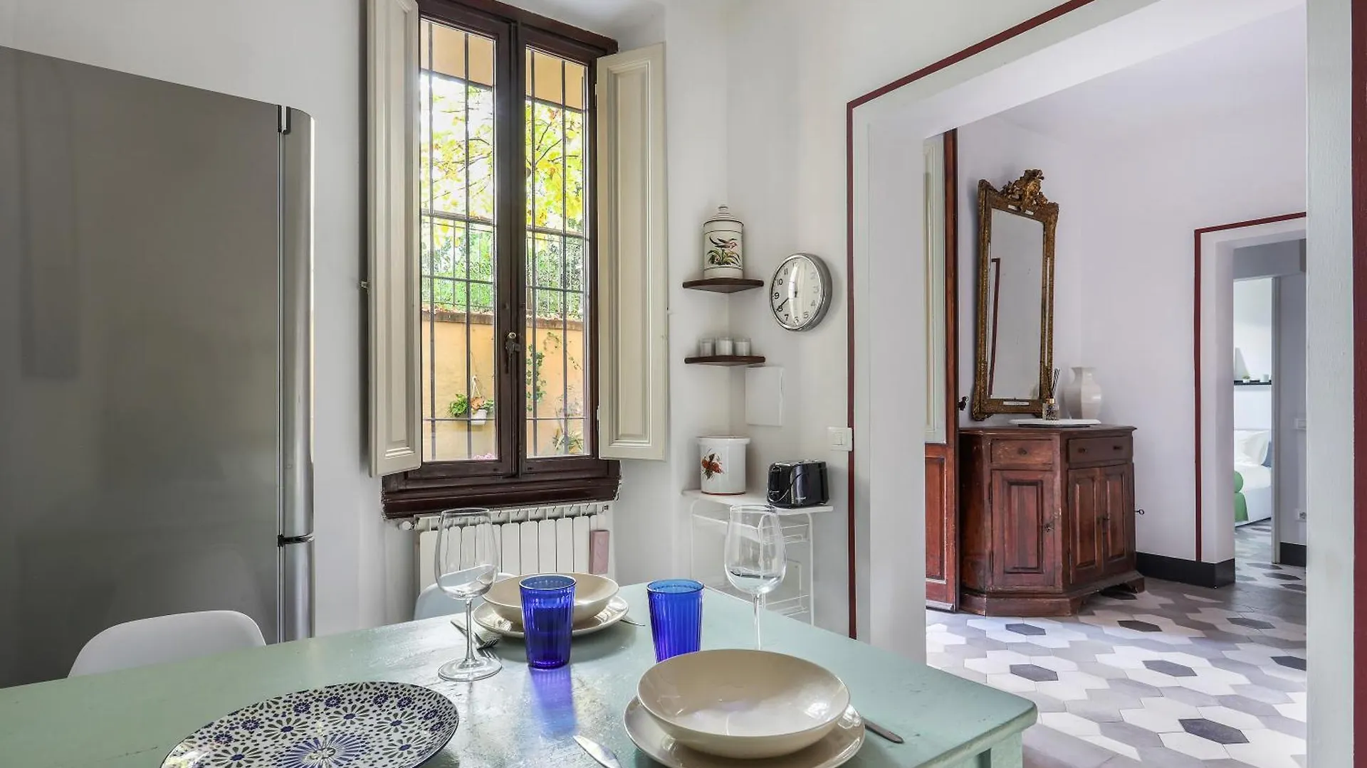 One-Bedroom Apartment With Patio Firenze 0*,