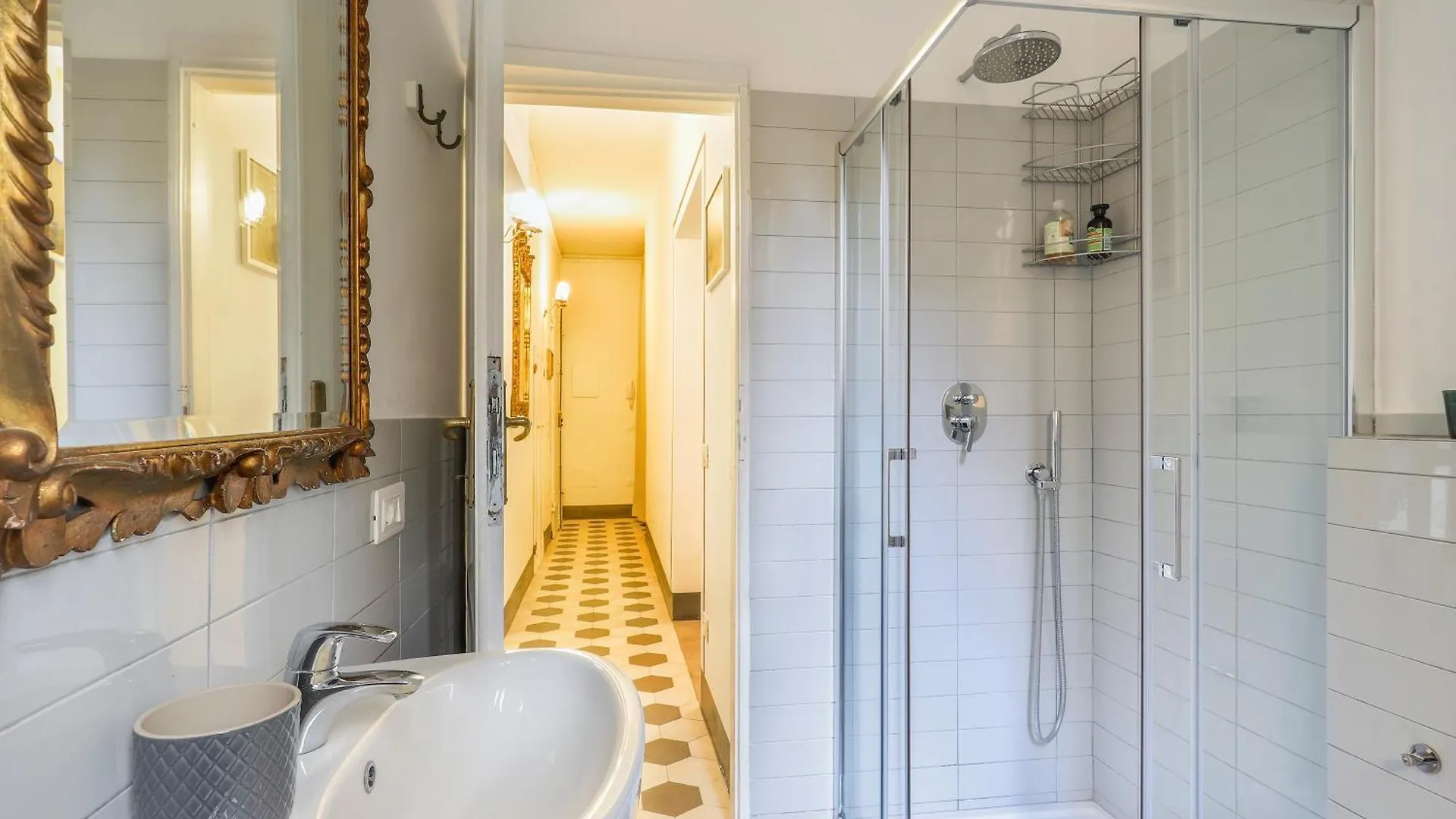 One-Bedroom Apartment With Patio Firenze