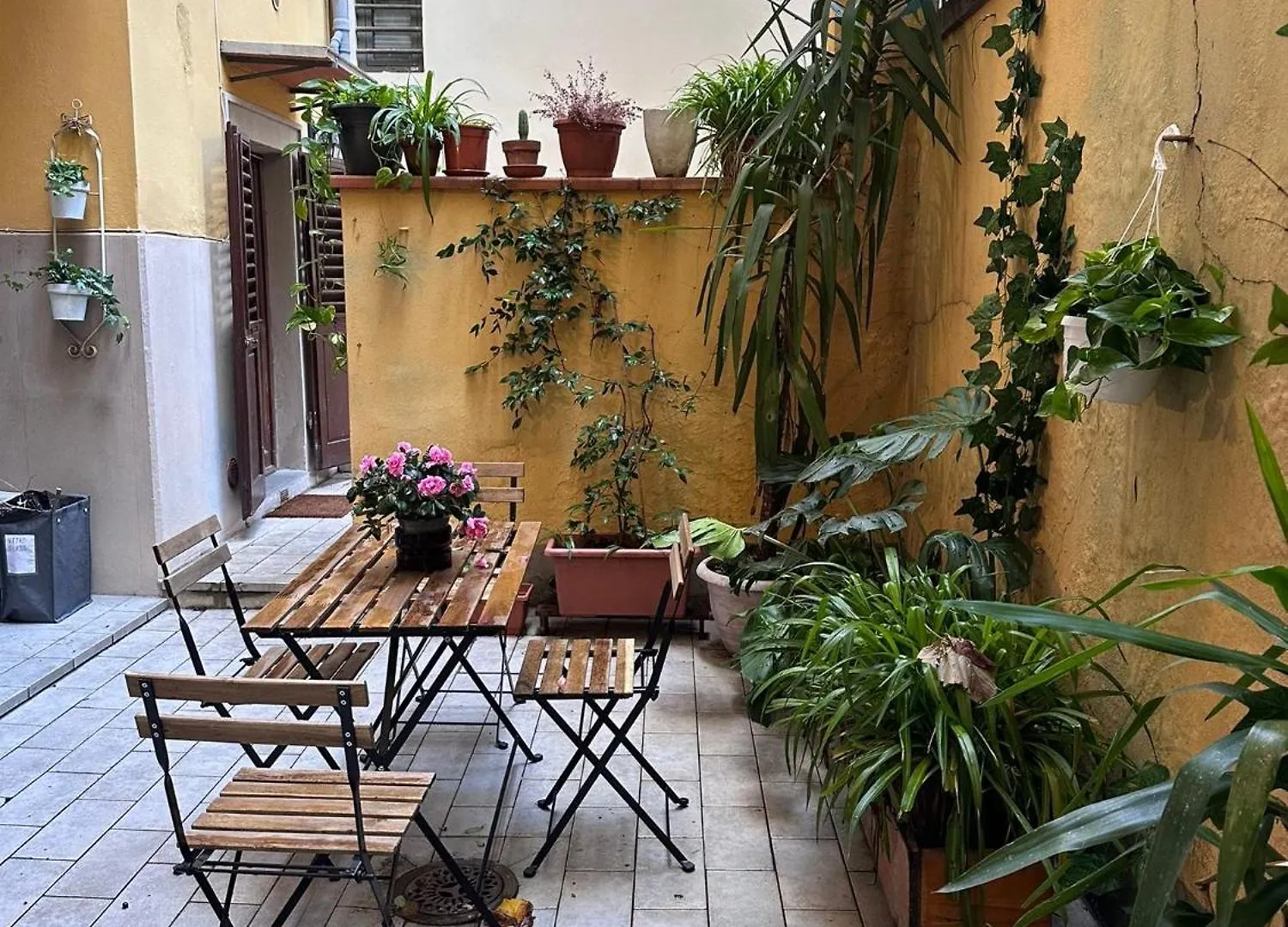 One-Bedroom Apartment With Patio Firenze Italien