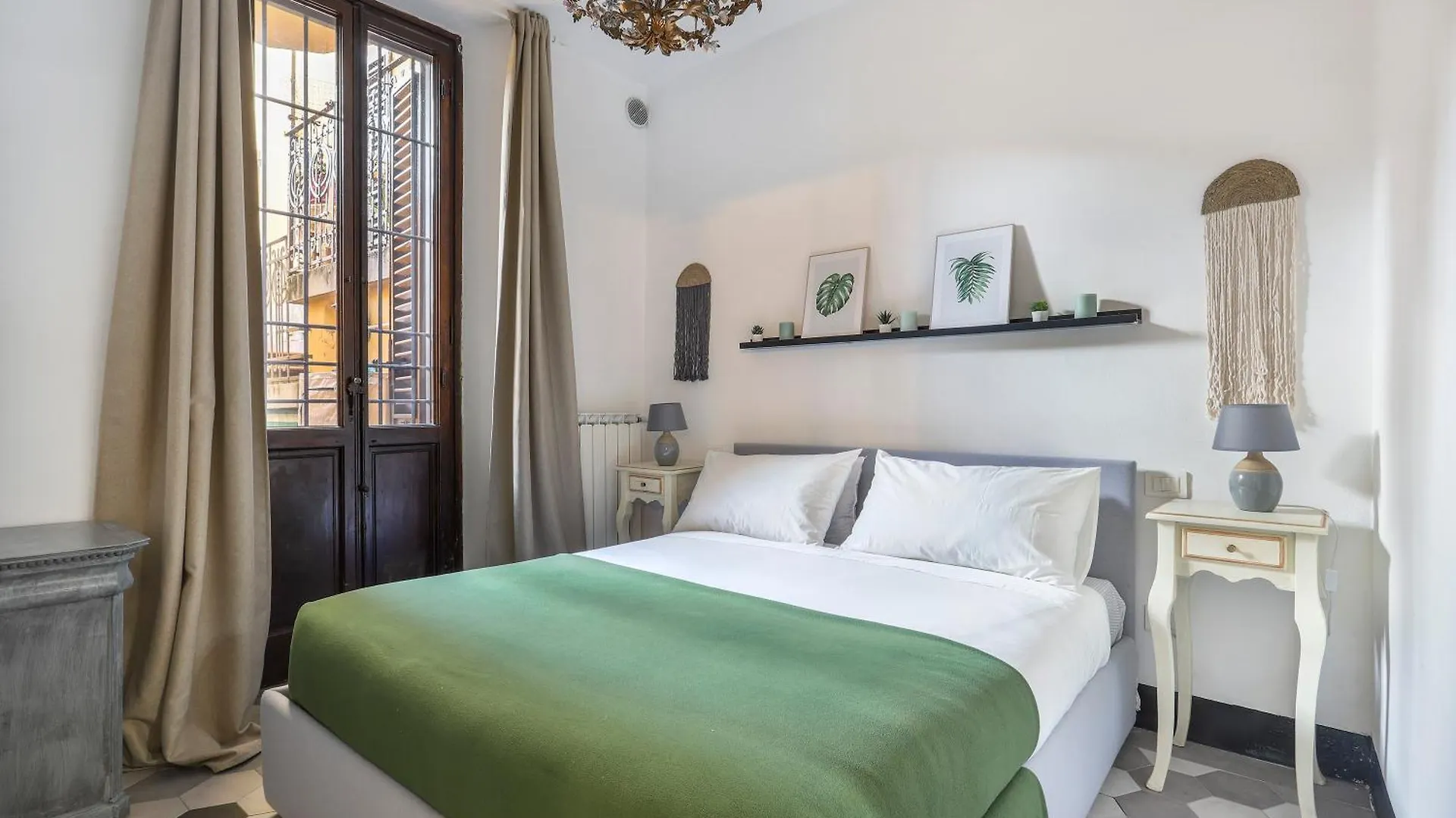 One-Bedroom Apartment With Patio Firenze